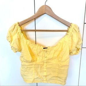 Sweetheart neckline puff sleeve yellow crop top